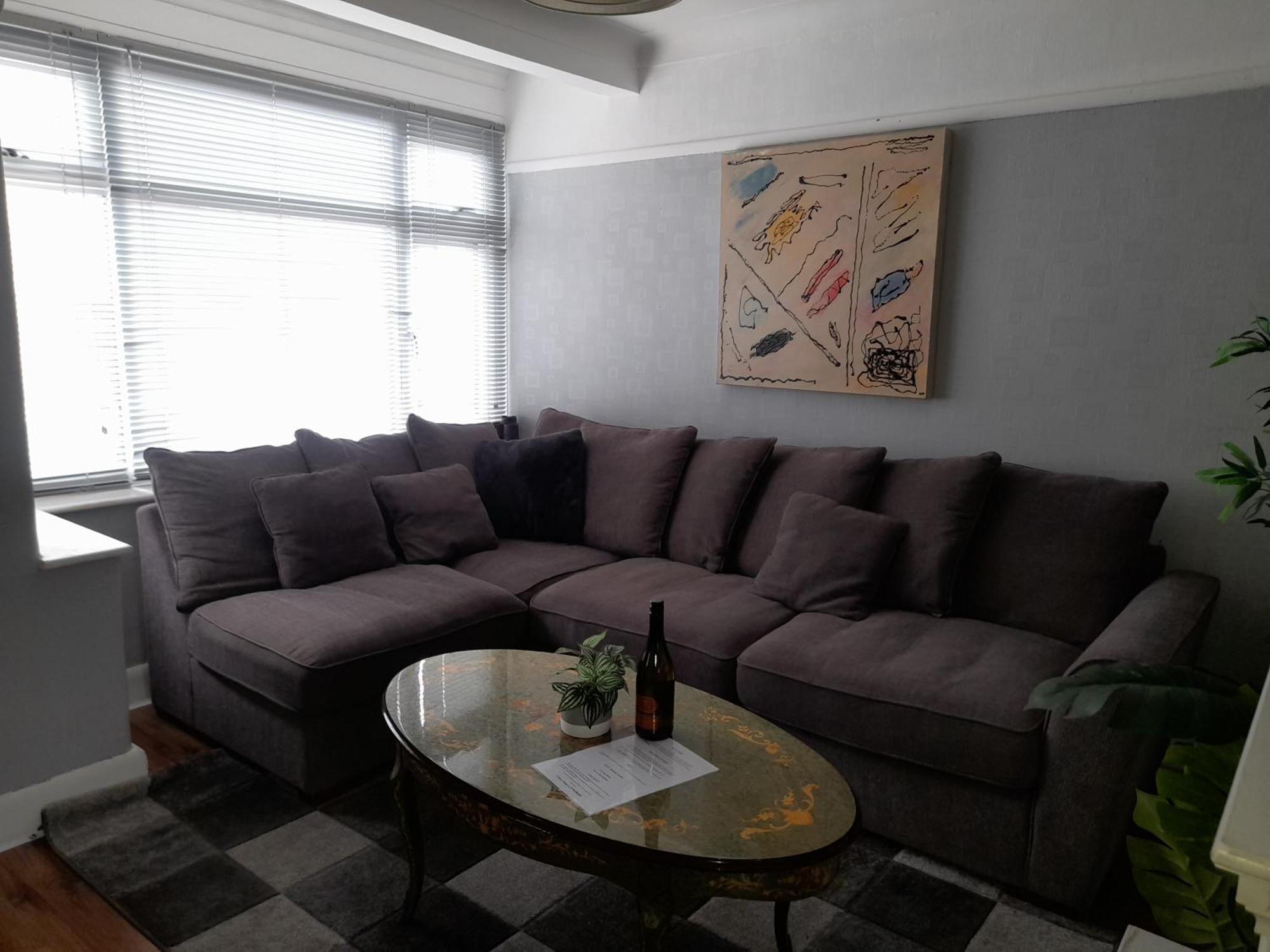 Bright 4-Bed House 15 Min To Manchester Centreヴィラ エクステリア 写真