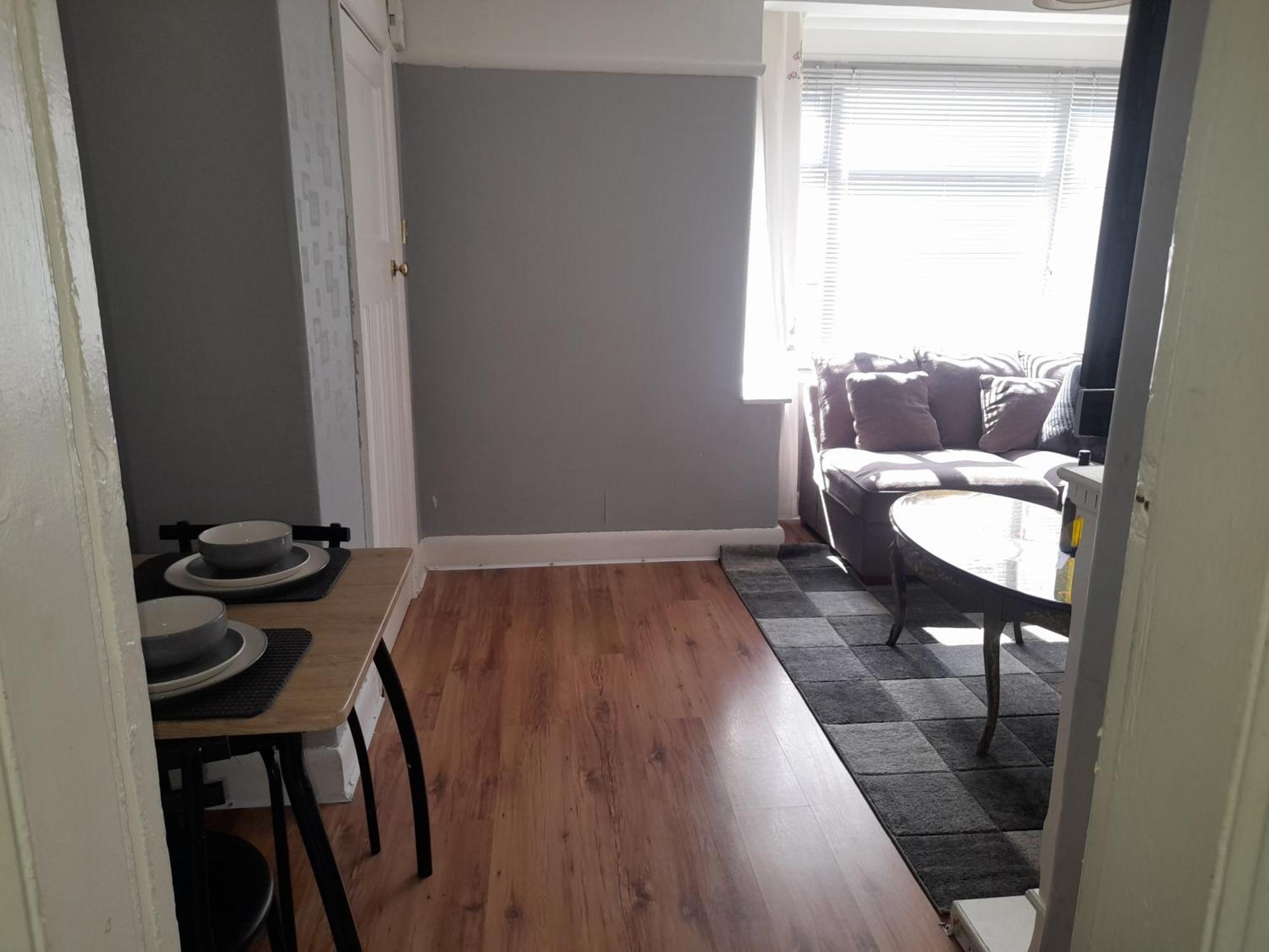 Bright 4-Bed House 15 Min To Manchester Centreヴィラ エクステリア 写真
