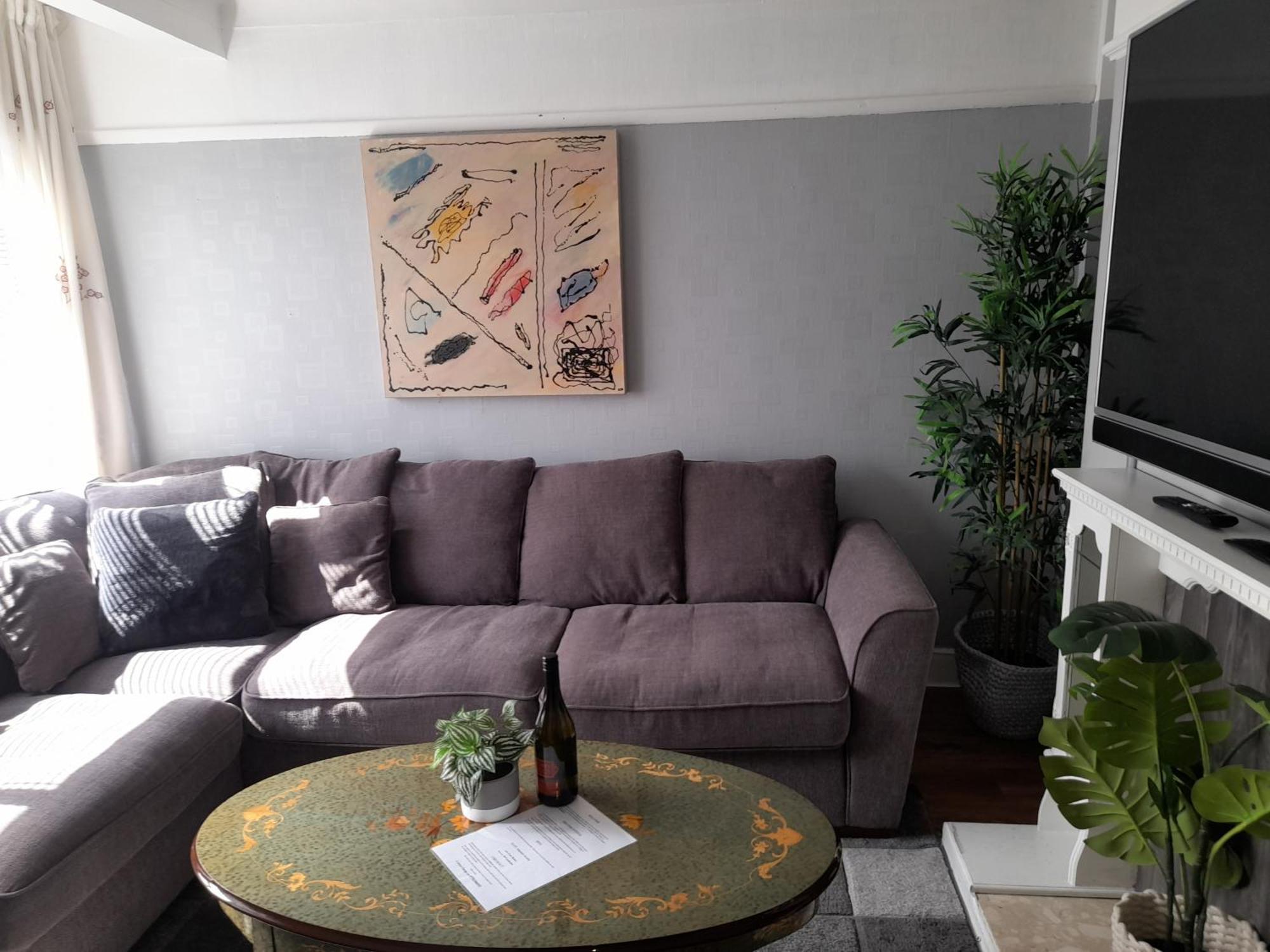 Bright 4-Bed House 15 Min To Manchester Centreヴィラ エクステリア 写真